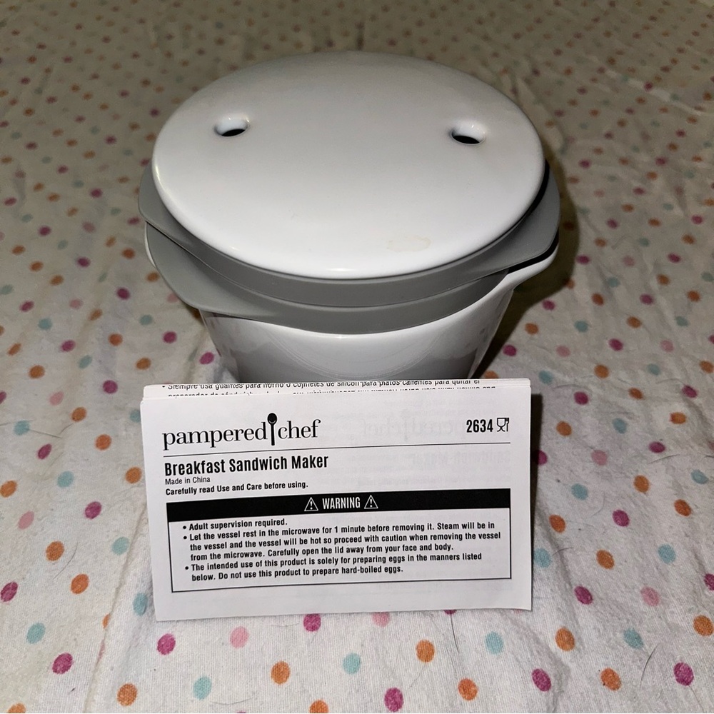 Pampered Chef Breakfast Sandwich Maker - Complete Set with Directions